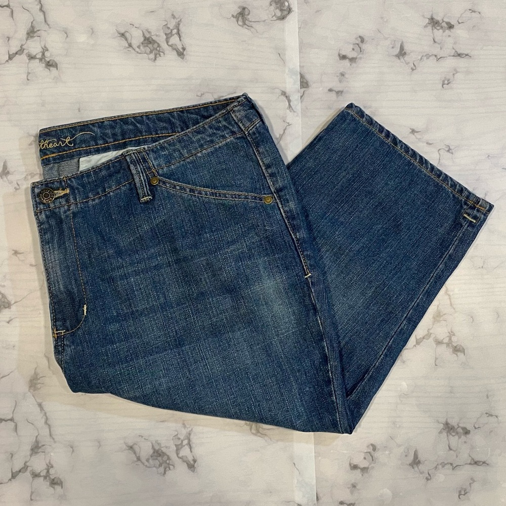 ⏰ Final Price! Old Navy Sweetheart Capri Denim Pants Size 18 Petite Classic Rise